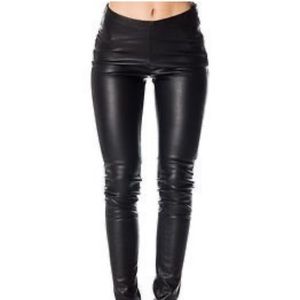 Noisy May / Bestseller faux leather pants.